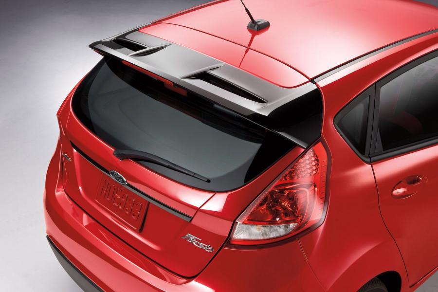  Ford Fiesta 2012 года  (фото 6 из 8)